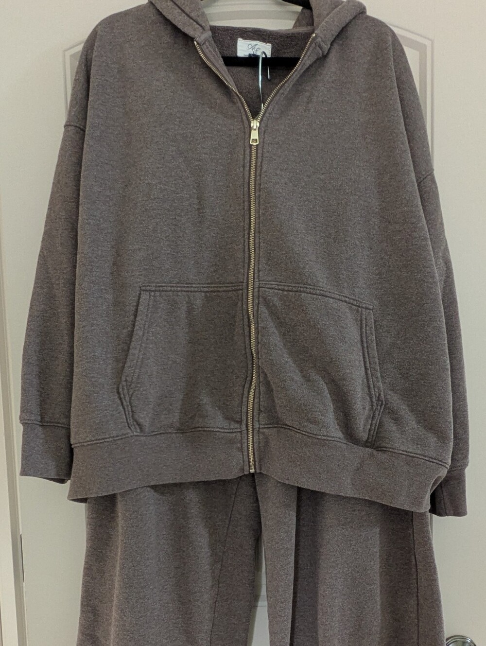 American Eagle Cozy Women's Hoodie & Jogger Set - Brown